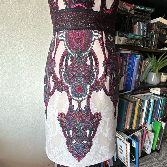 Sandra Darren Size 6 Beige multicolor paisley print sheath dress - Picture 5 of 8
